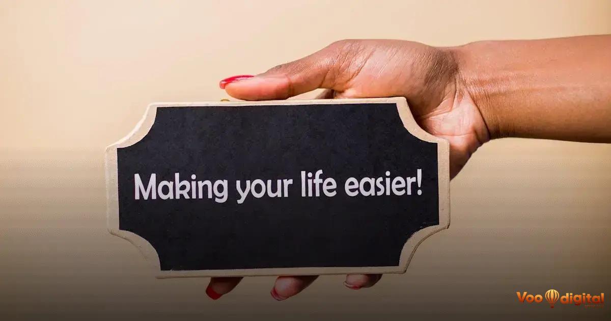 Agência de marketing que oferece serviços de SEO e redes sociais.